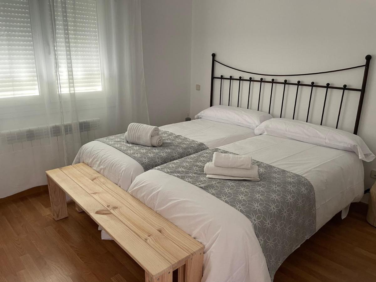 Villa De Gredos Наваредонда де Гредос Екстериор снимка