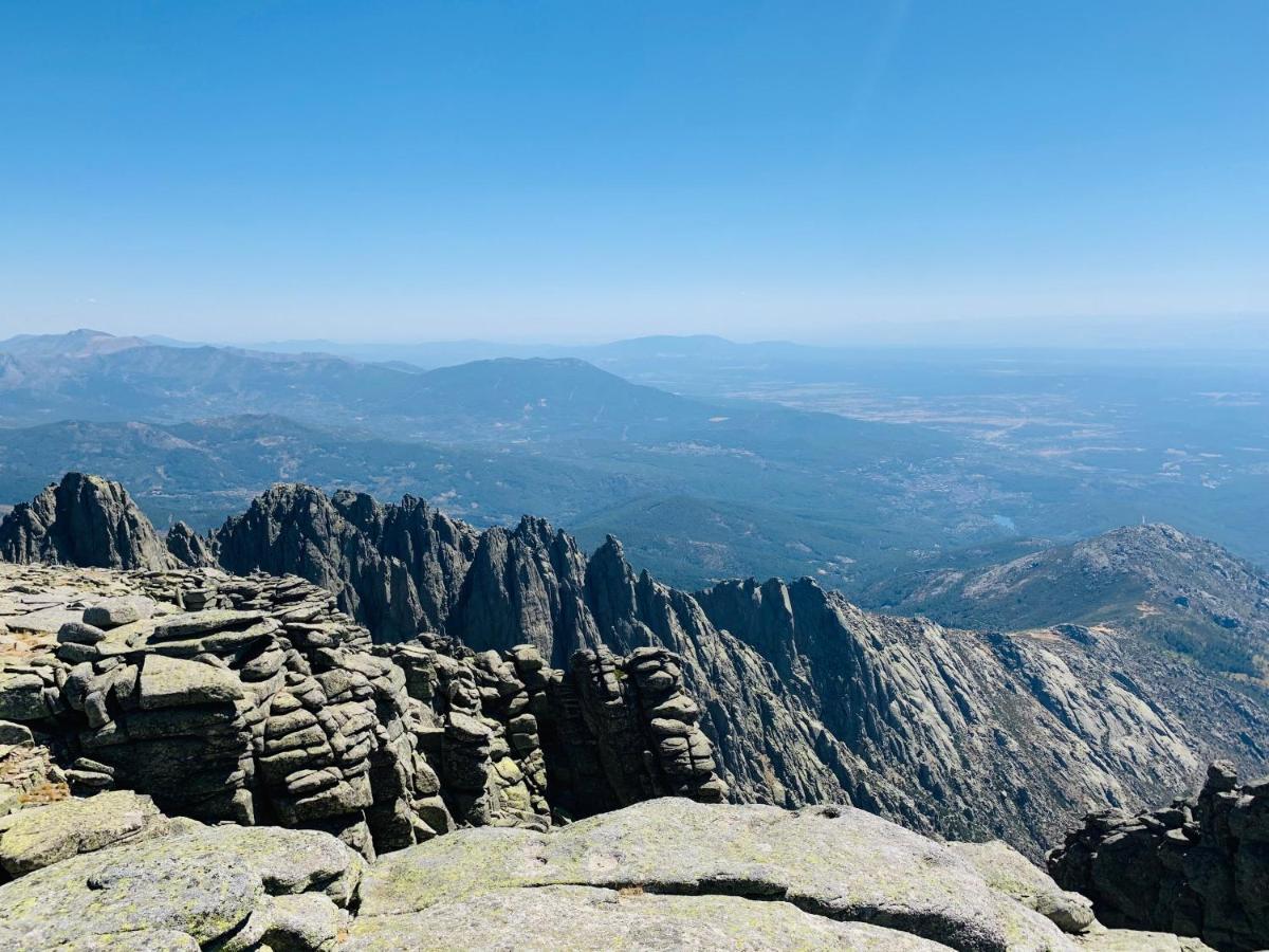 Villa De Gredos Наваредонда де Гредос Екстериор снимка