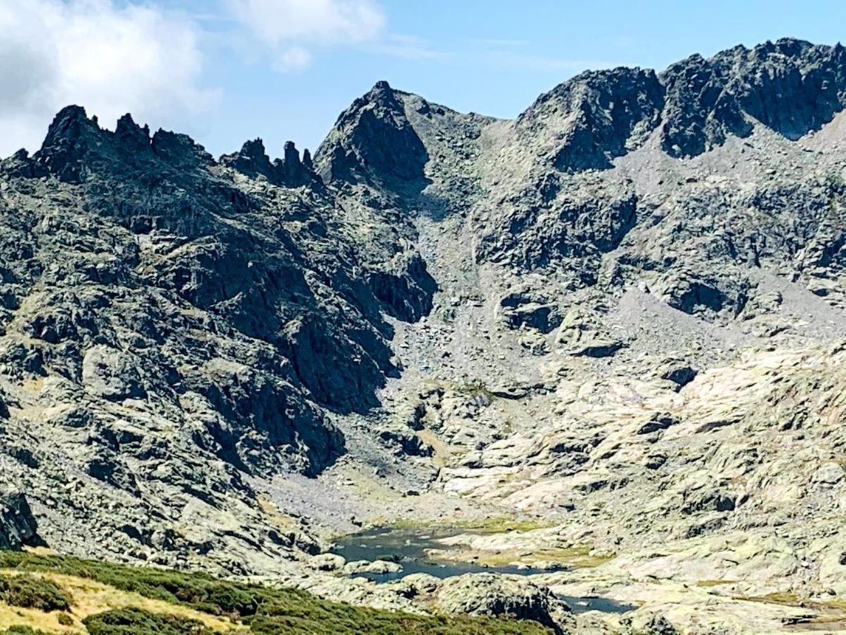 Villa De Gredos Наваредонда де Гредос Екстериор снимка