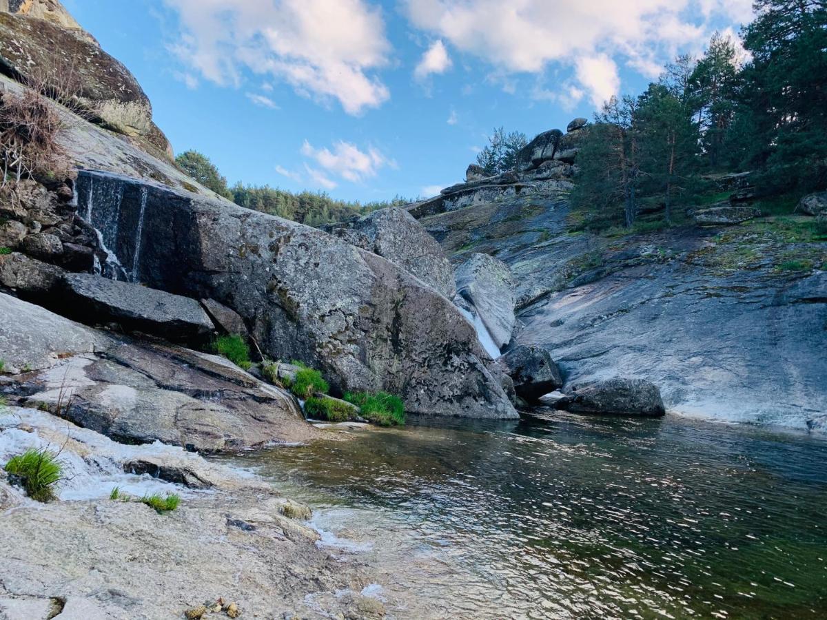 Villa De Gredos Наваредонда де Гредос Екстериор снимка
