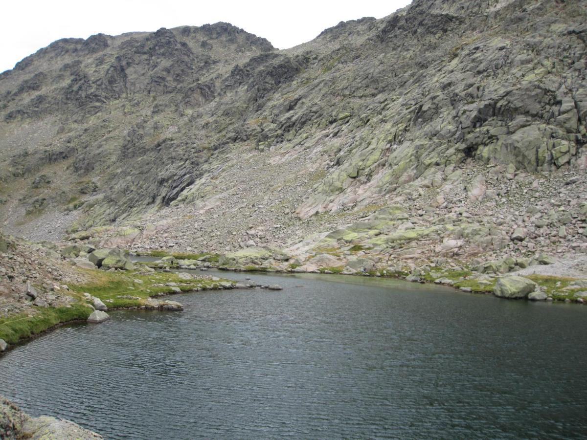 Villa De Gredos Наваредонда де Гредос Екстериор снимка